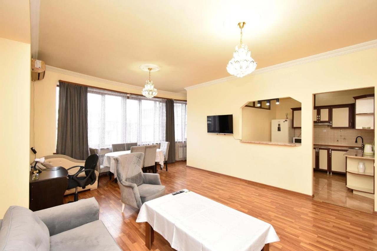 Teryan 68/3 2 Apartment Yerevan Luaran gambar
