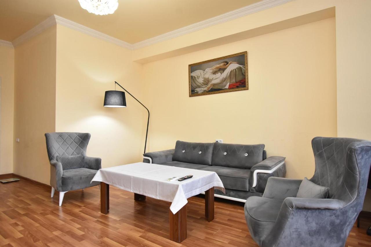 Teryan 68/3 2 Apartment Yerevan Luaran gambar