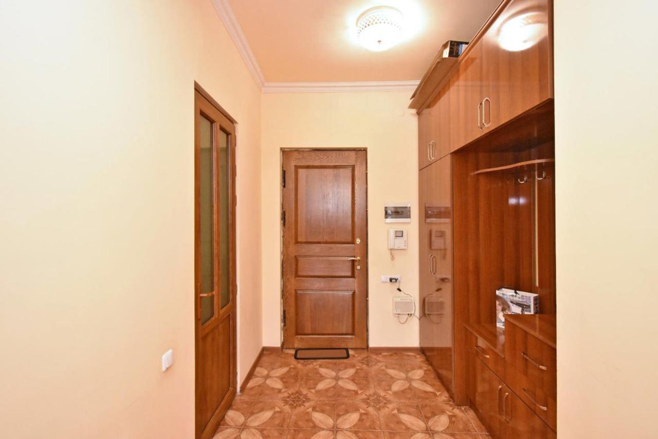 Teryan 68/3 2 Apartment Yerevan Luaran gambar