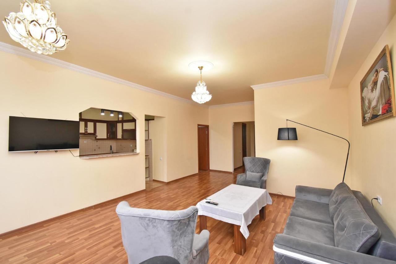 Teryan 68/3 2 Apartment Yerevan Luaran gambar